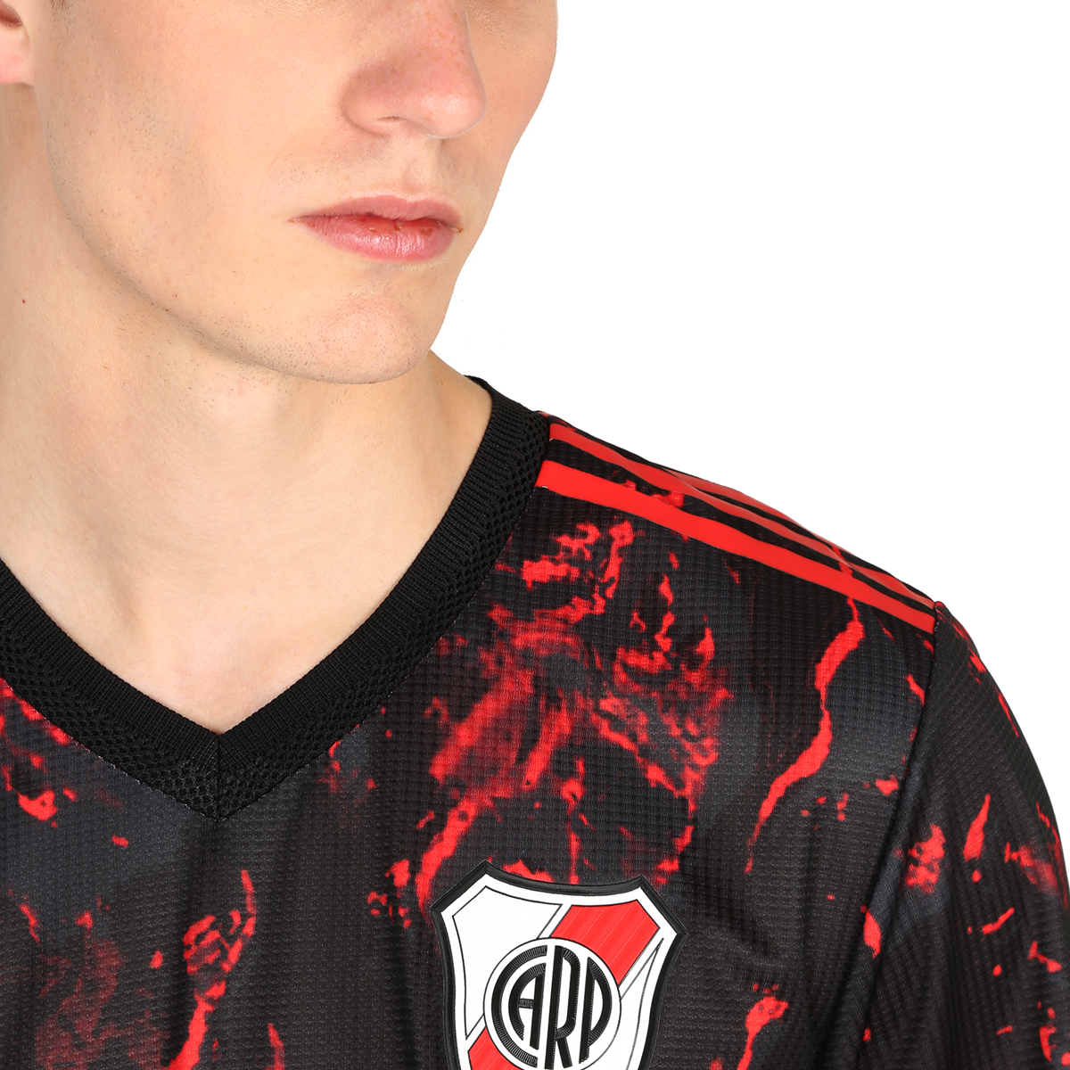 Remera River